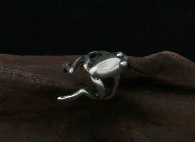 Men's fashion silver frog ear clip ear cuff - MOWTE