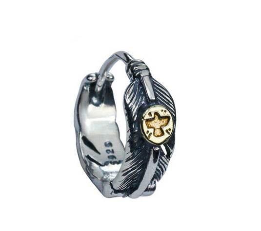 Men's vintage feather ear stud - MOWTE