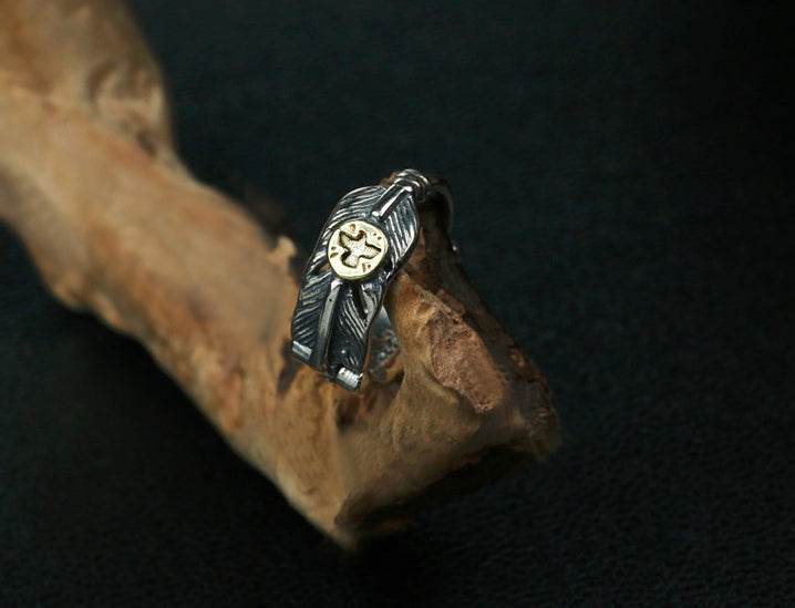 Men's vintage feather ear stud - MOWTE