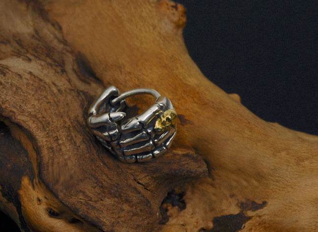 Men's fashion skull bone claw ear stud - MOWTE