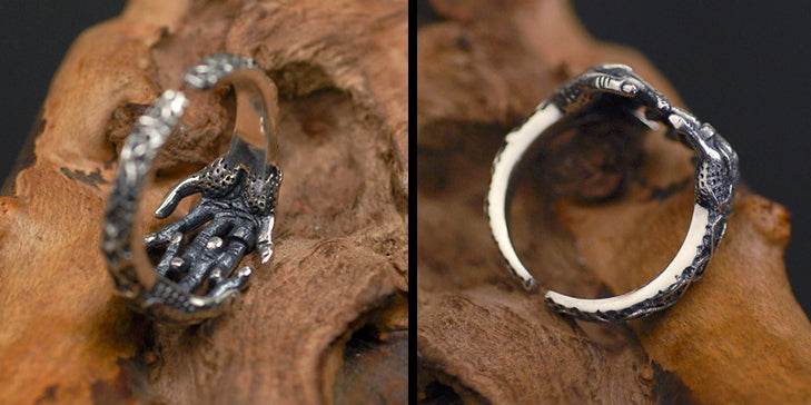 Men's fashion devil hug sterling silver ring - MOWTE