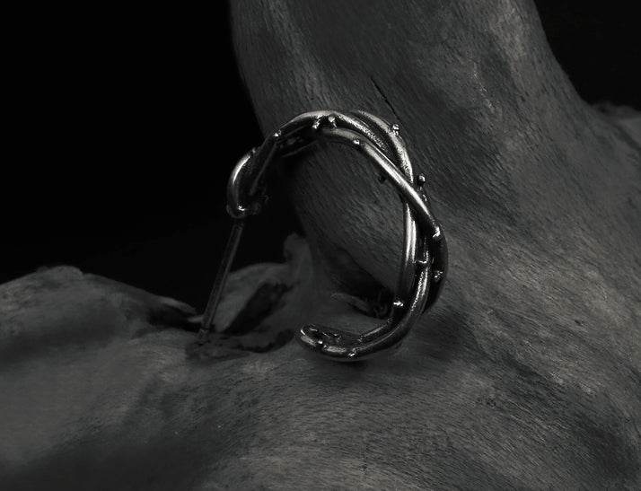 Men's fashion thorns ear stud - MOWTE
