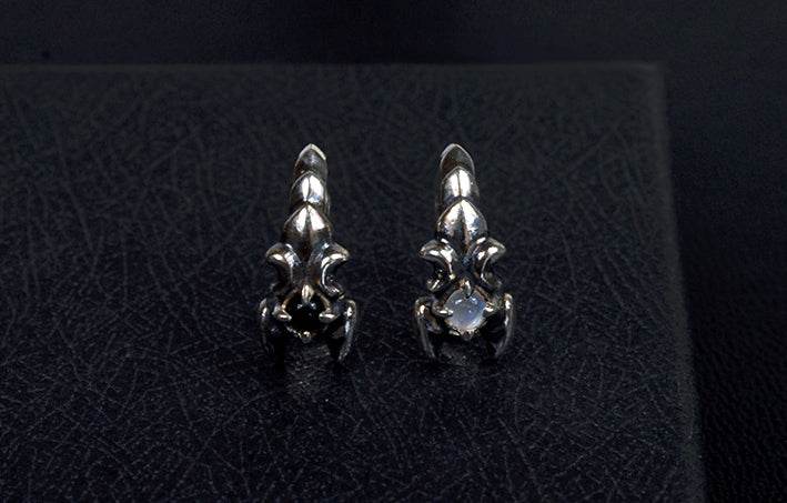 Men's scorpion ear stud - MOWTE