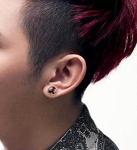 Men's fashion ear stud - MOWTE