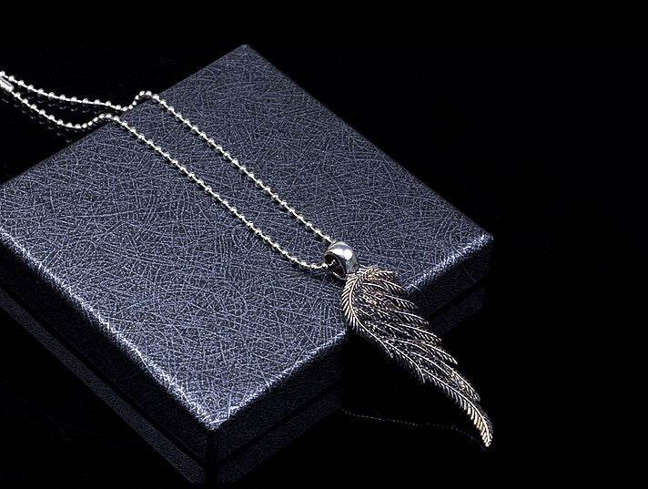 Men's fashion titanium steel wings never fade necklace - MOWTE